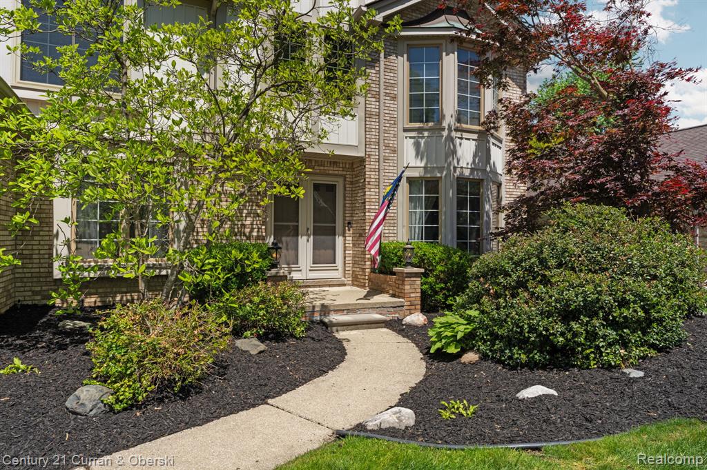 44962 Steeplepath, Novi, MI — Photo 2