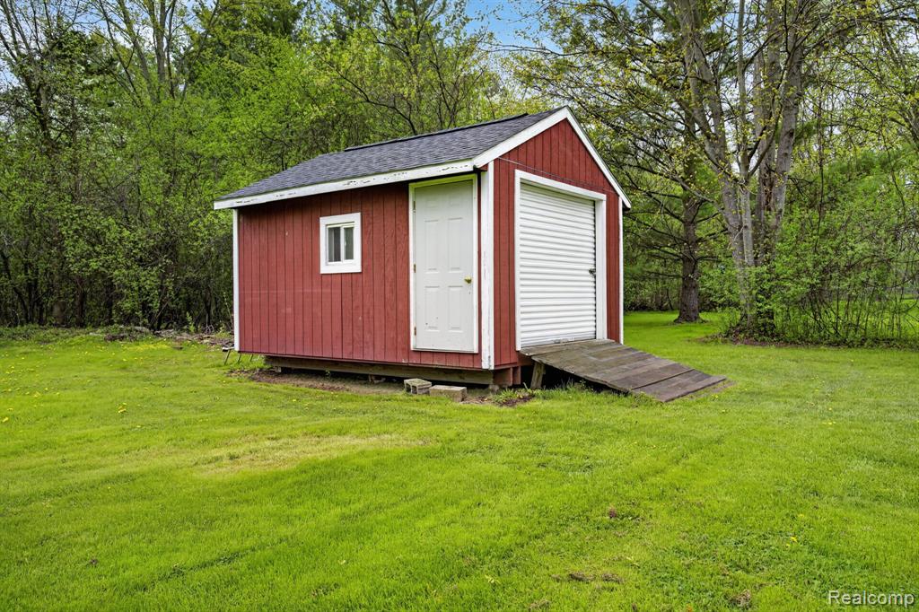 6401 N Webster Road, Mount Morris, MI 48458 — Photo 44