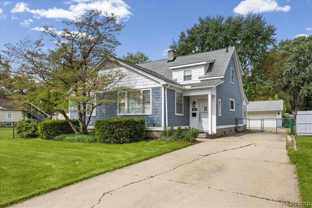 253 N Rose Street, Mount Clemens, MI 48043 — Photo 2