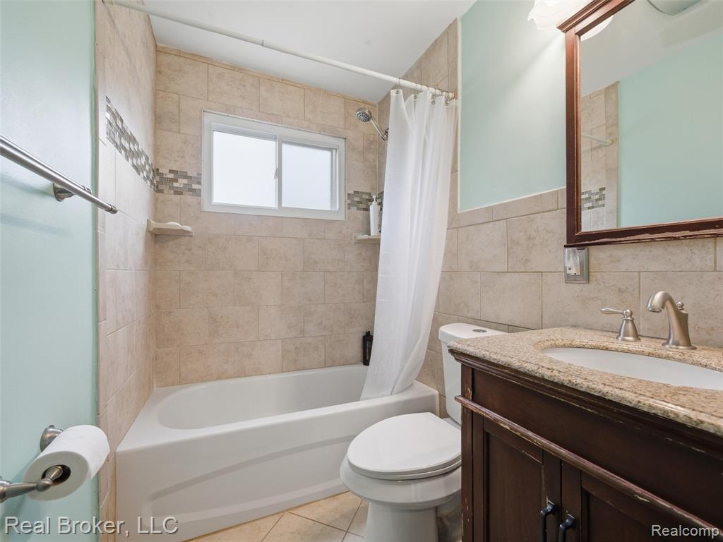 1584 Beaupre Avenue, Madison Heights, MI 48071 — Photo 10