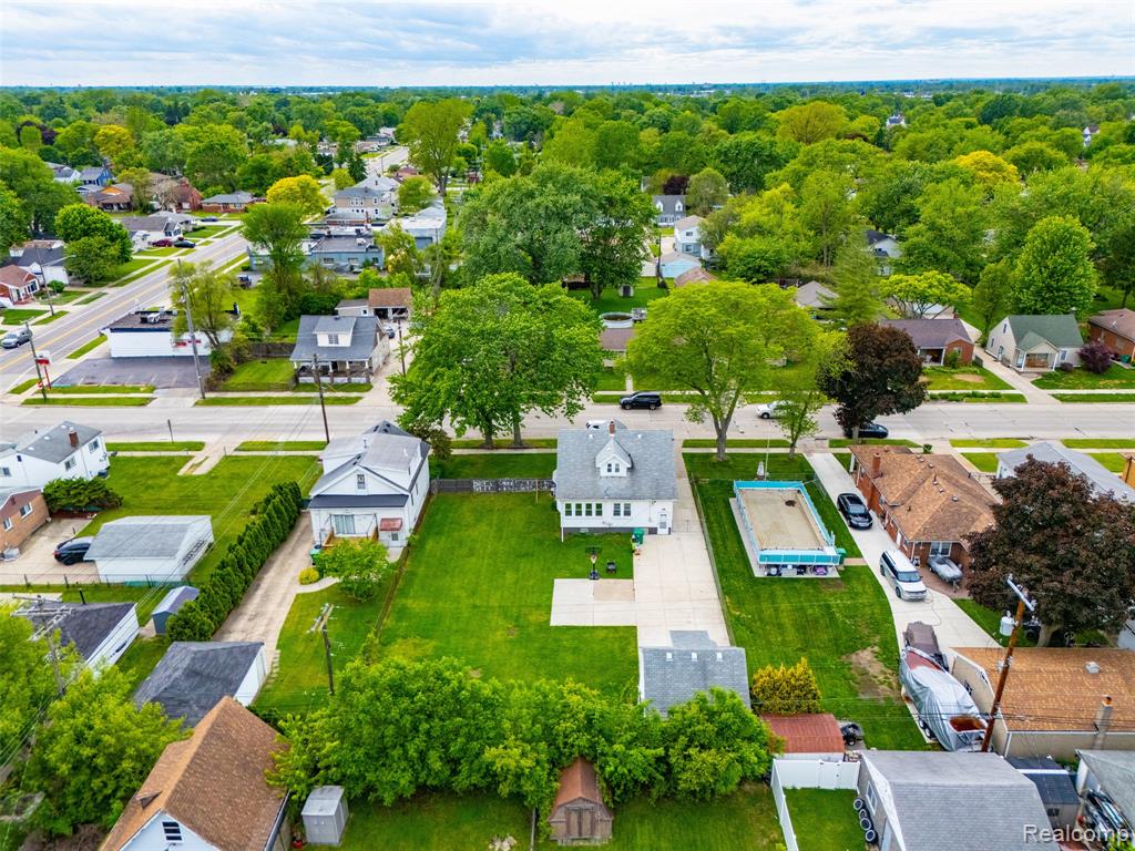 24248 Hayes Avenue, Eastpointe, MI 48021 — Photo 46