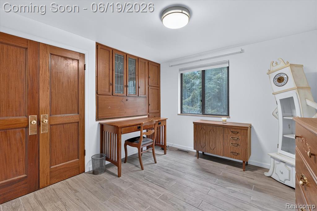 4200 Stockemer, White Lake, MI 48383 — Photo 26