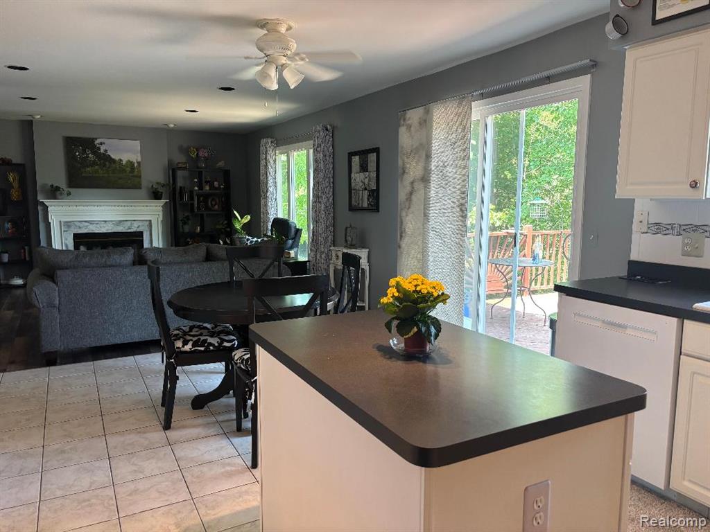 2136 Millstream Drive, Wixom, MI 48393 — Photo 5