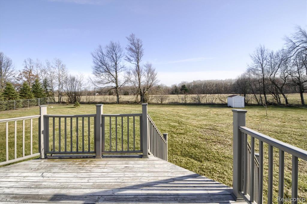 5732 COBBLESTONE Drive, North Branch, MI 48461 — Photo 3