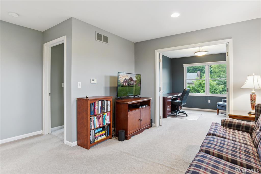 47141 Merion Circle, Northville, MI 48168 — Photo 40