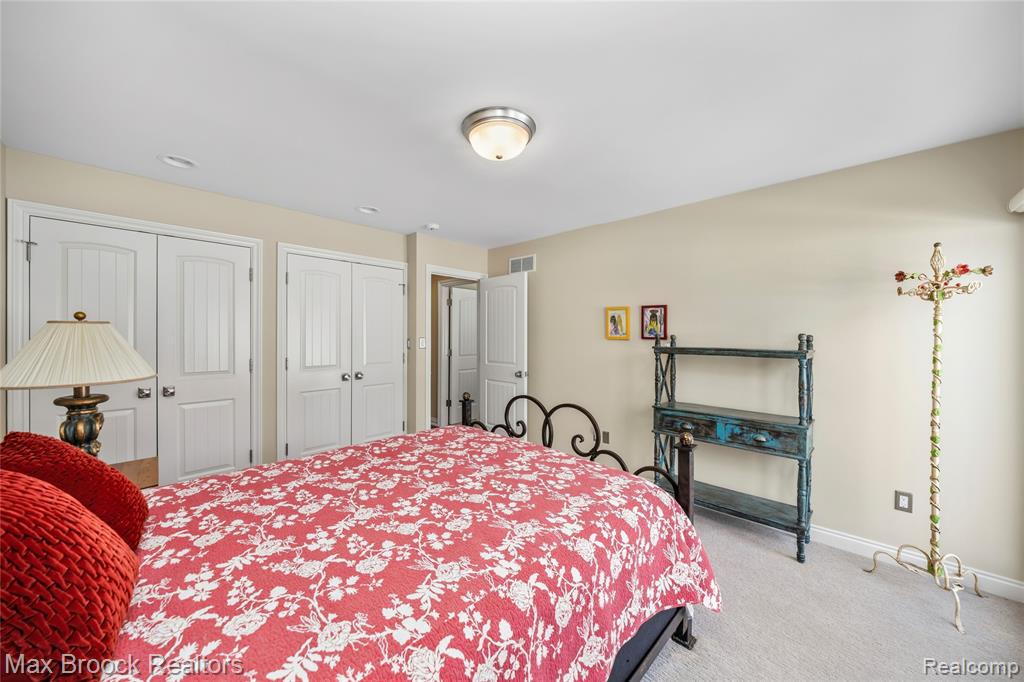 5867 BRAVO COURT, Orchard Lake Village, MI 48324 — Photo 46