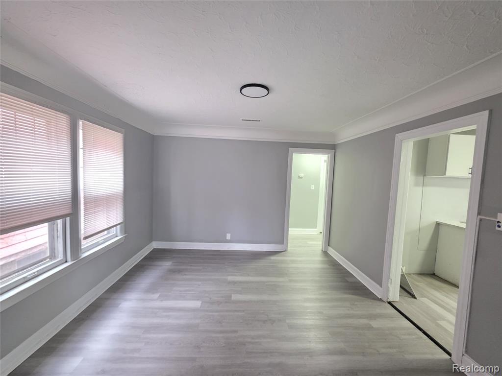 5202 Devonshire Road, Detroit, MI 48224 — Photo 17