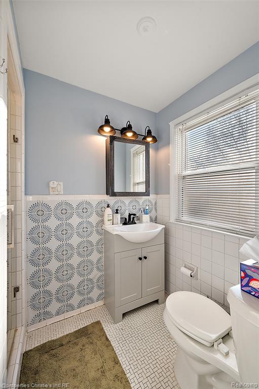 852 Harcourt Road, Grosse Pointe Park, MI 48230 — Photo 29