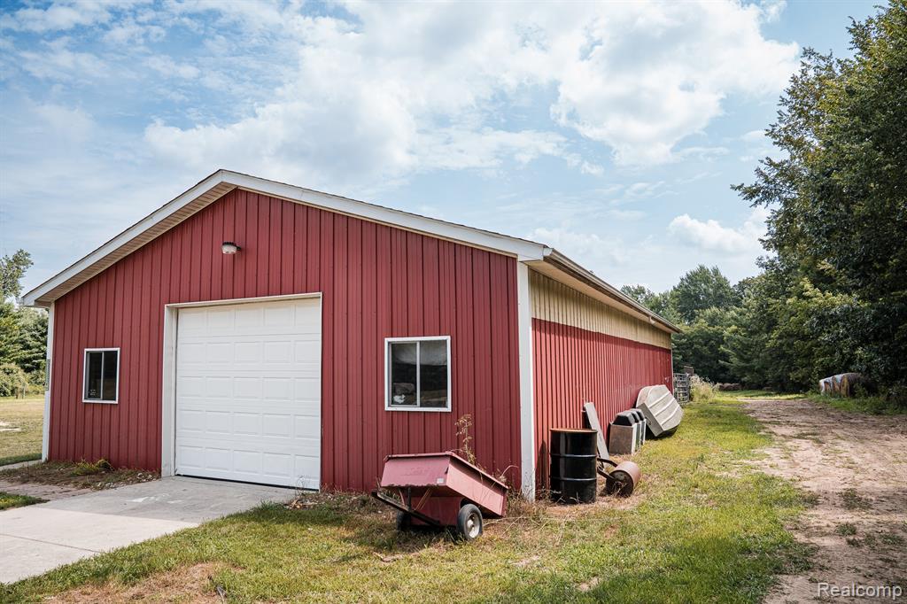 2757 S Lake Pleasant Road, Metamora, MI 48455 — Photo 55