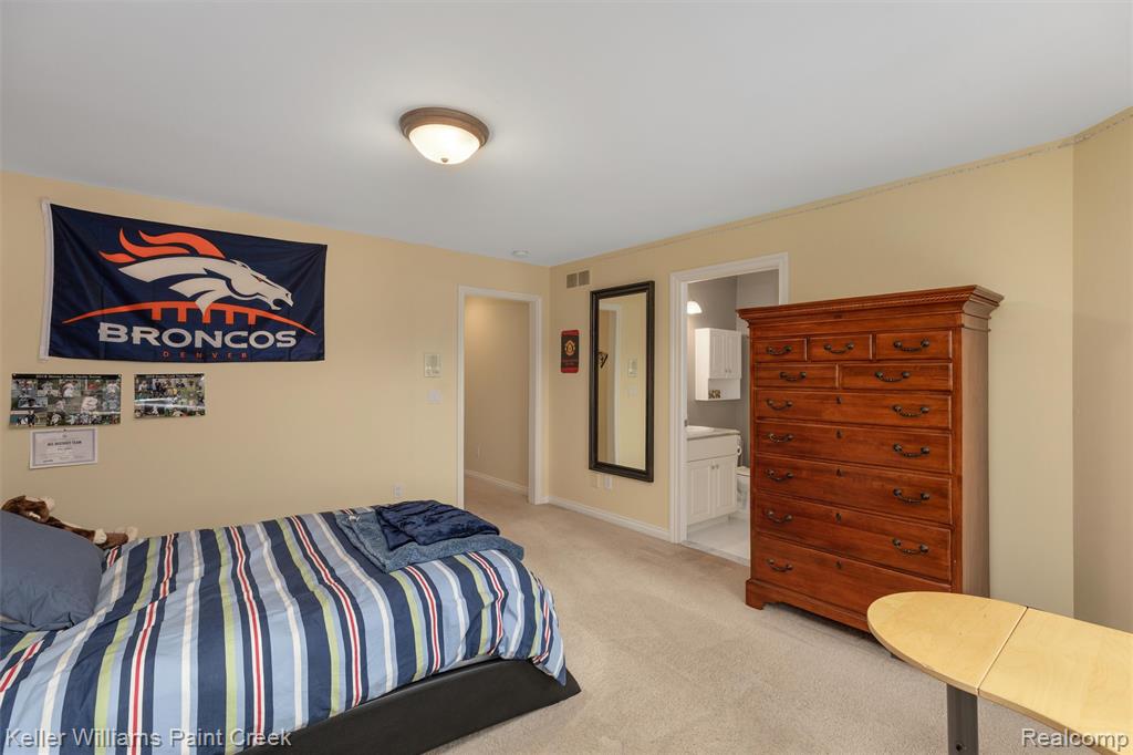 676 Majestic, Rochester Hills, MI 48306 — Photo 37