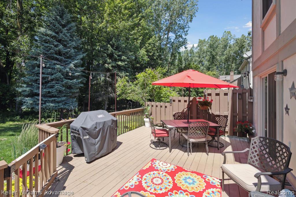 41688 WHITE TAIL Lane, Canton, MI 48188 — Photo 38