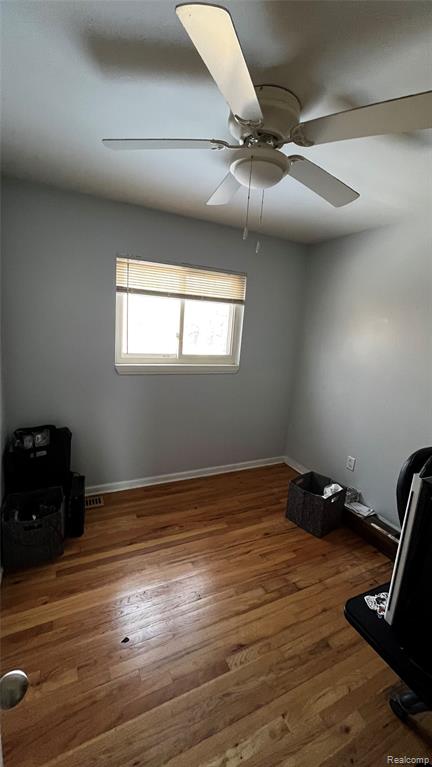 7715 Deering Street, Westland, MI — Photo 13