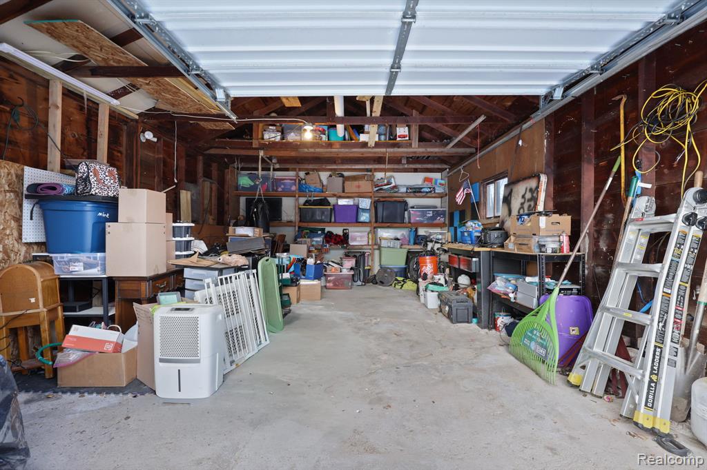 5465 Johnson Road, Flushing, MI 48433 — Photo 40