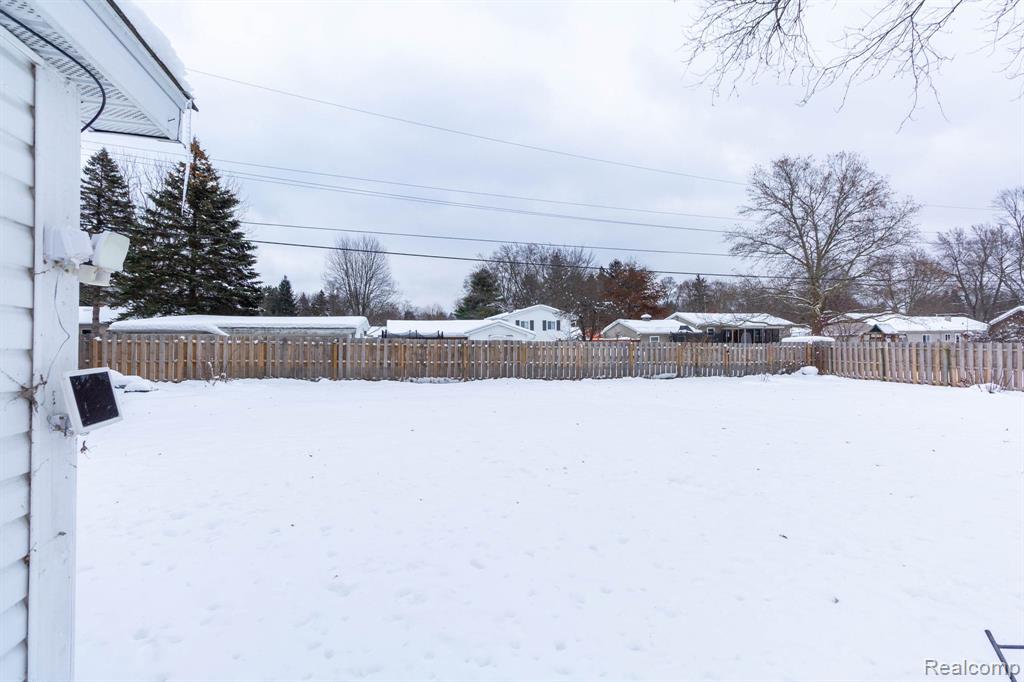 5194 Heath Avenue, Clarkston, MI — Photo 28