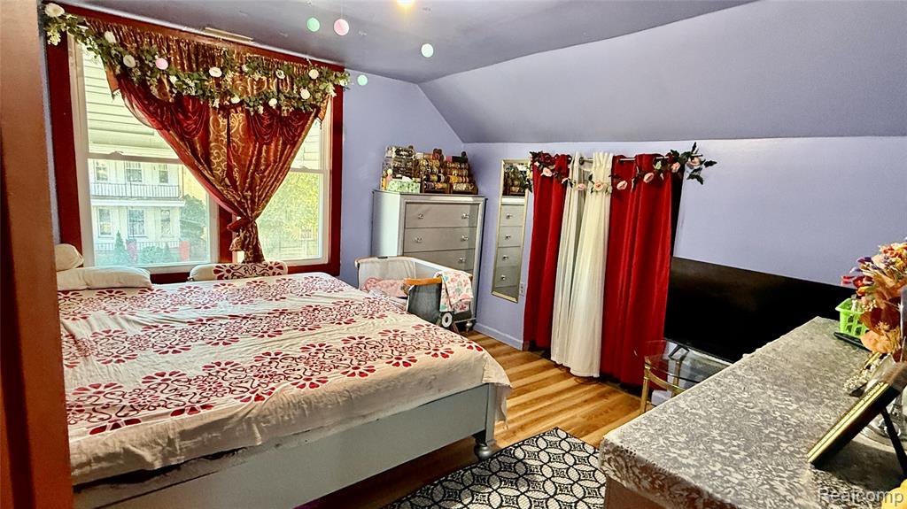 2417 Casmere Street, Hamtramck, MI 48212 — Photo 14