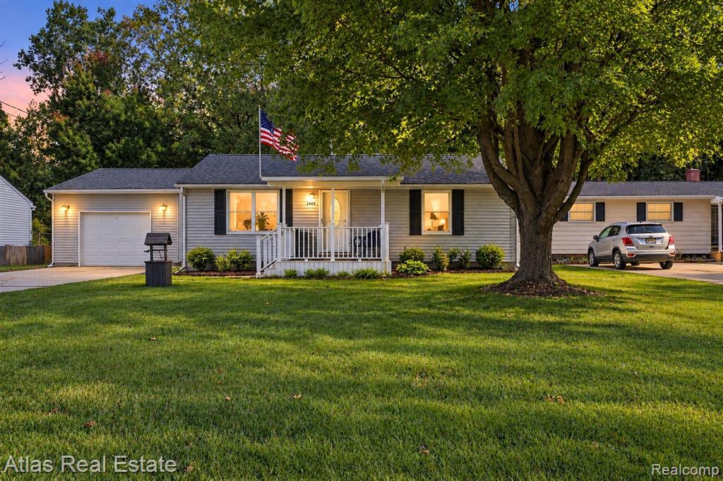1489 Transue Avenue, Burton, MI 48509