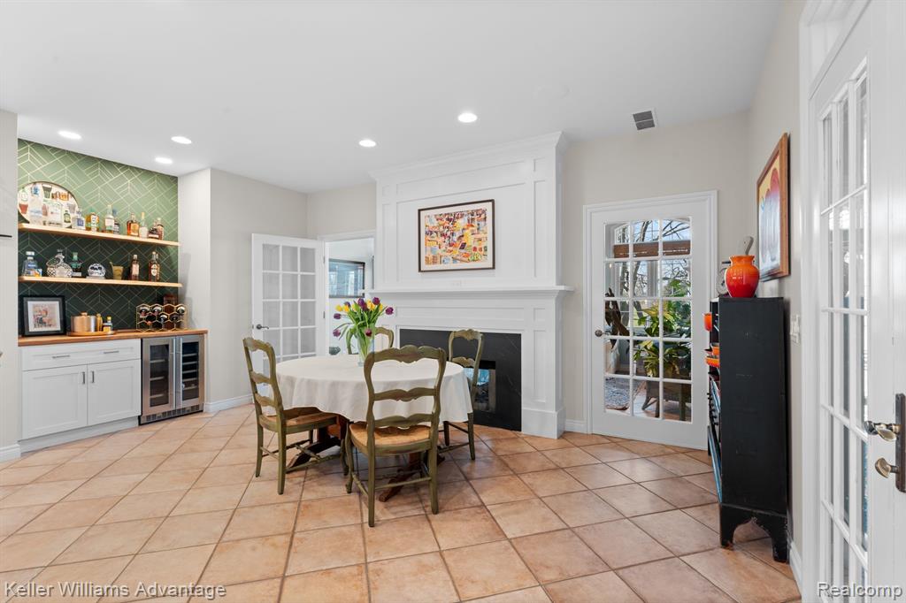 2026 HUNTERS CREEK Drive, Ypsilanti, MI 48198 — Photo 19