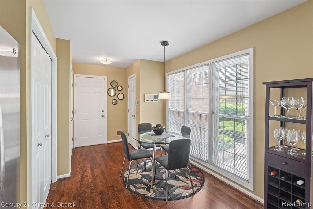 39566 VILLAGE RUN Drive, Northville, MI 48168 — Photo 14