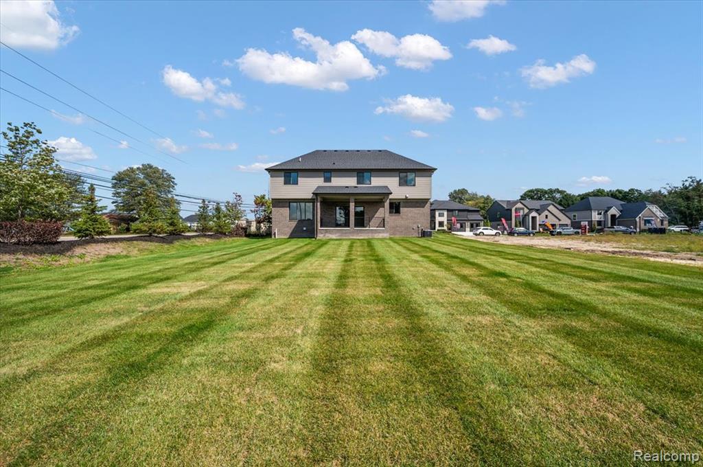 50999 Mistwood Drive, Macomb, MI 48042 — Photo 8
