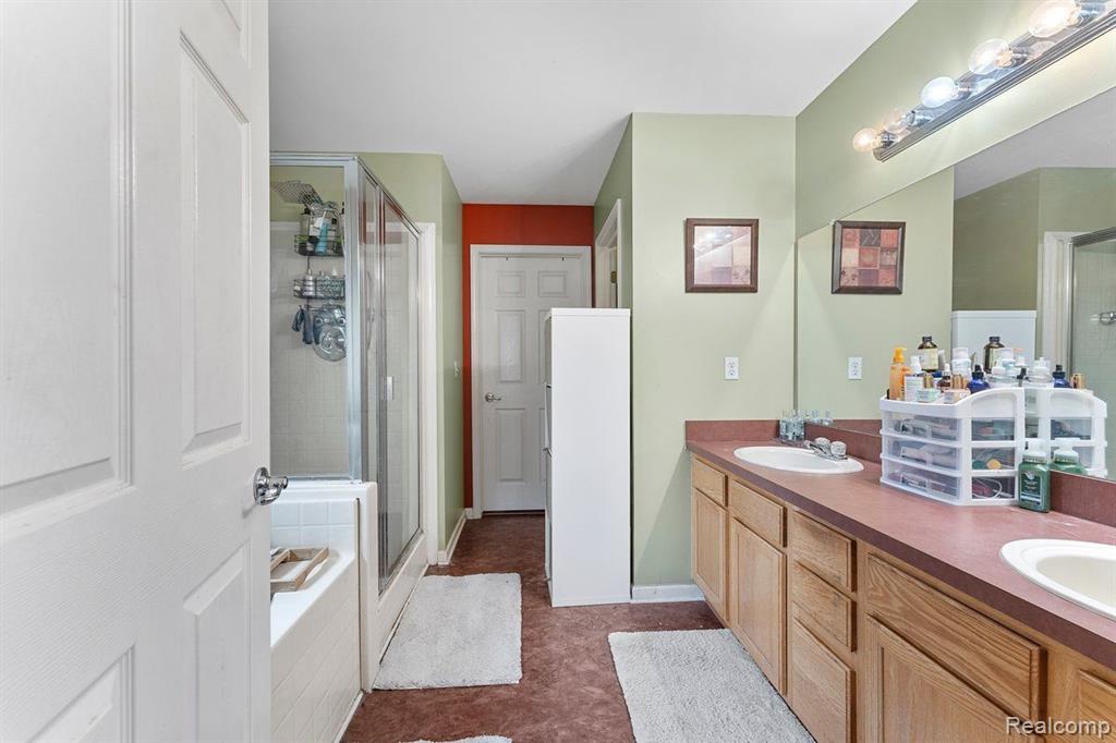 13517 MILTON Drive, Belleville, MI 48111 — Photo 26