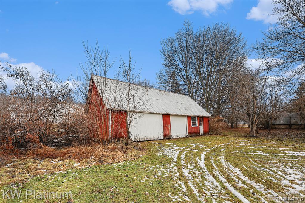 4202 Palms Road, Casco, MI 48064 — Photo 8