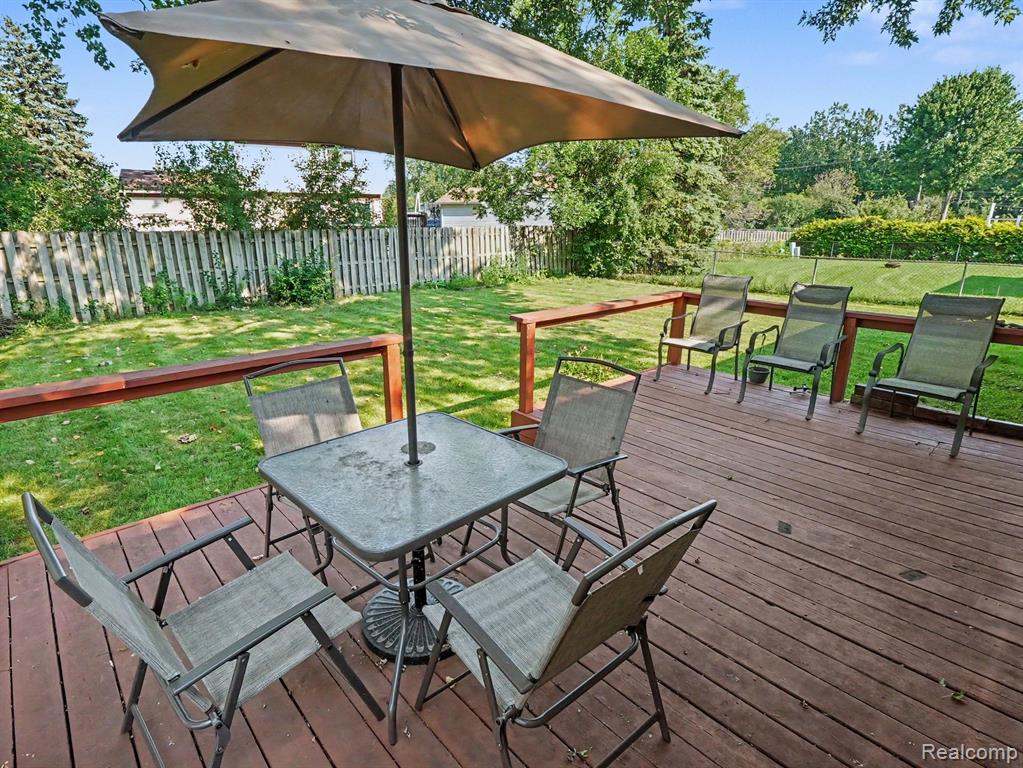 1418 Oakview Drive, Canton, MI 48187 — Photo 24