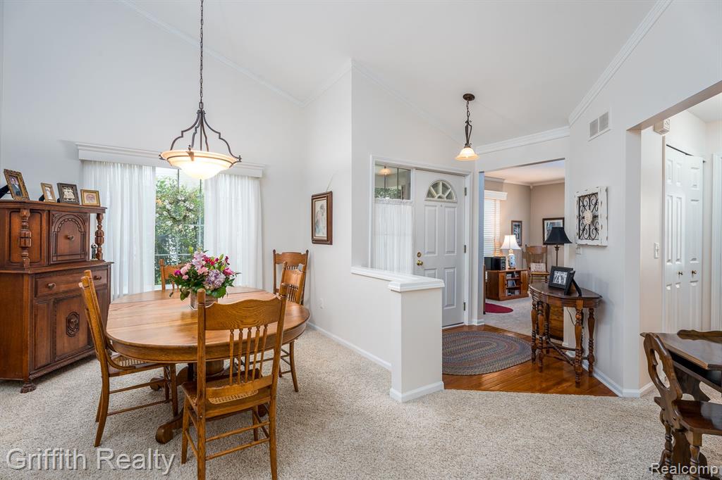 850 CALPERNIA, Wixom, MI 48393 — Photo 8