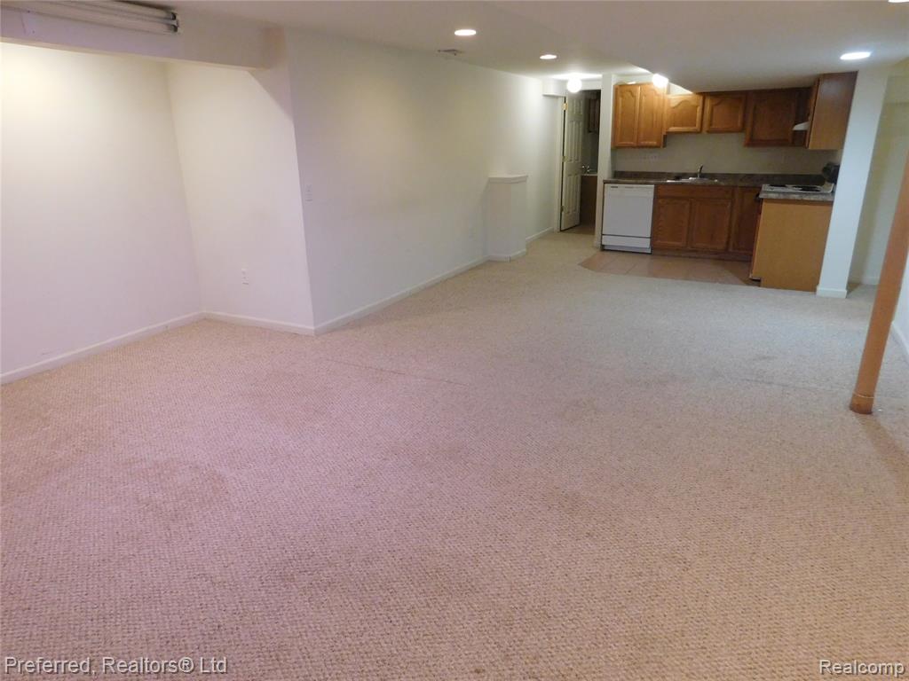 47243 FAIRLAWN, Canton, MI 48188 — Photo 17