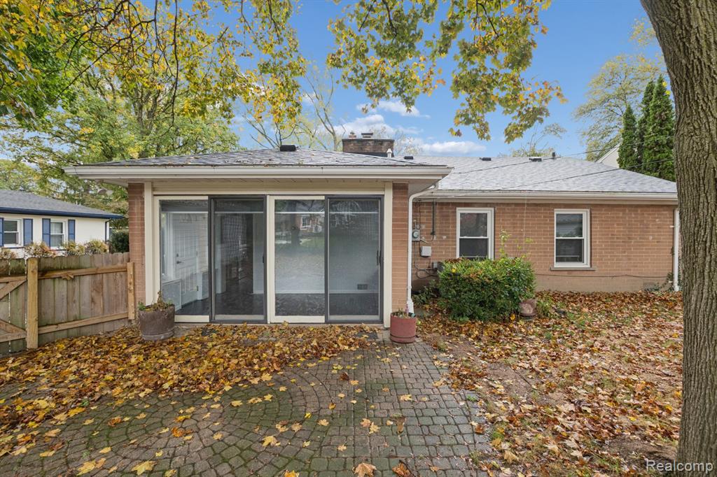 32463 Sheridan, Beverly Hills, MI 48025 — Photo 40