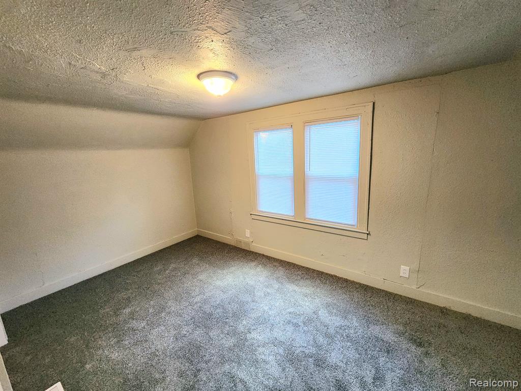 9258 BOLEYN Street, Detroit, MI 48224 — Photo 18