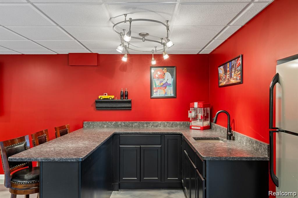 880 Artdale Drive, White Lake, MI 48383 — Photo 40