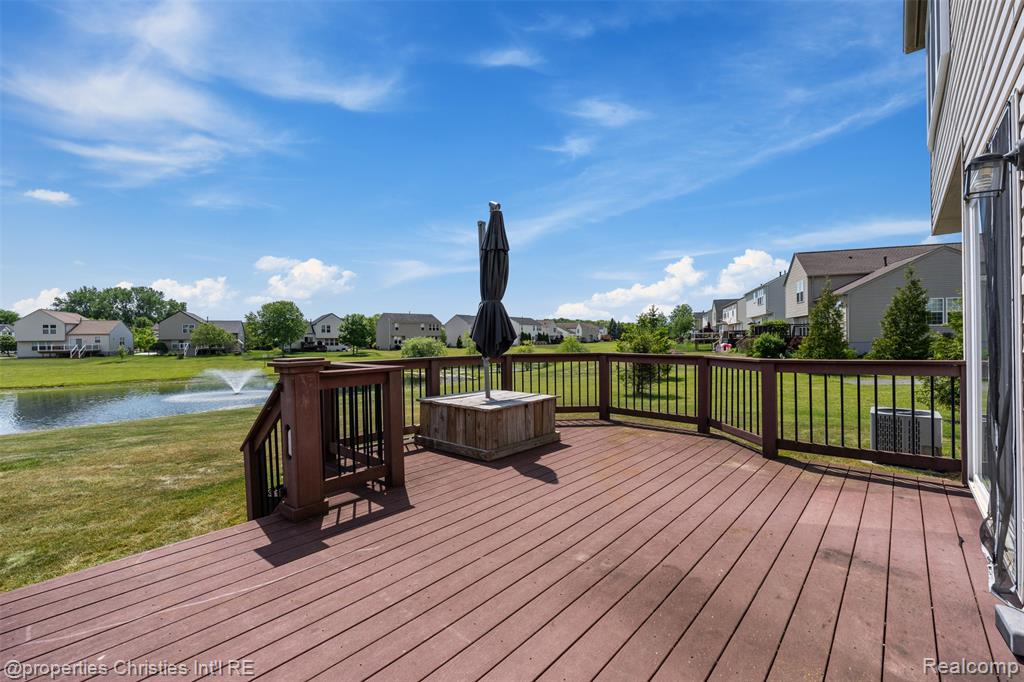9670 Wexford Drive, Ypsilanti, MI 48198 — Photo 54