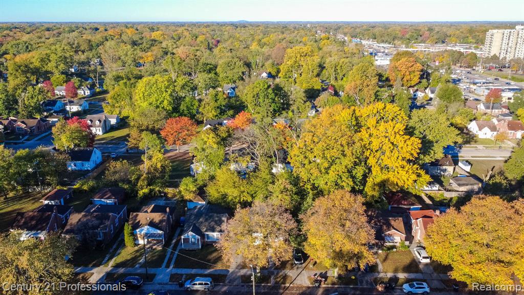 18951 Edinborough Road, Detroit, MI 48219 — Photo 37