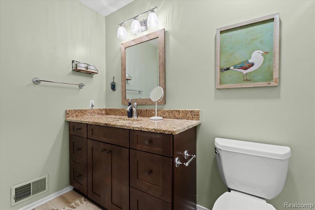 456 WINWOOD Circle, Walled Lake, MI 48390 — Photo 26