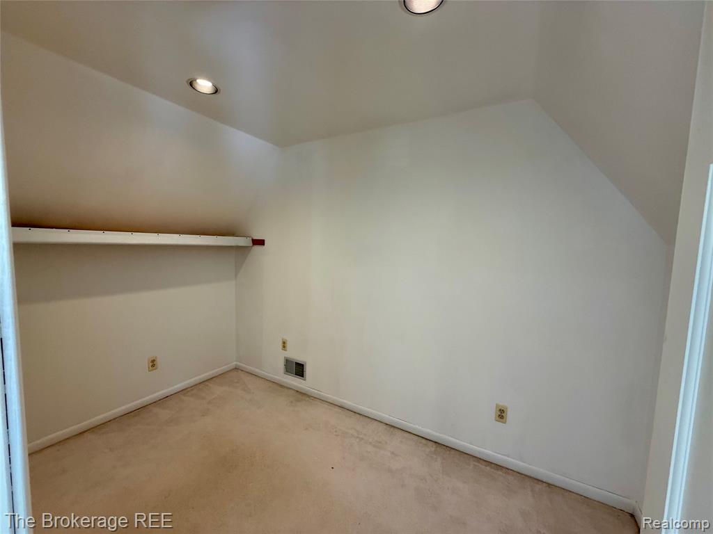 12088 Pinebrook Lane, South Lyon, MI 48178 — Photo 29