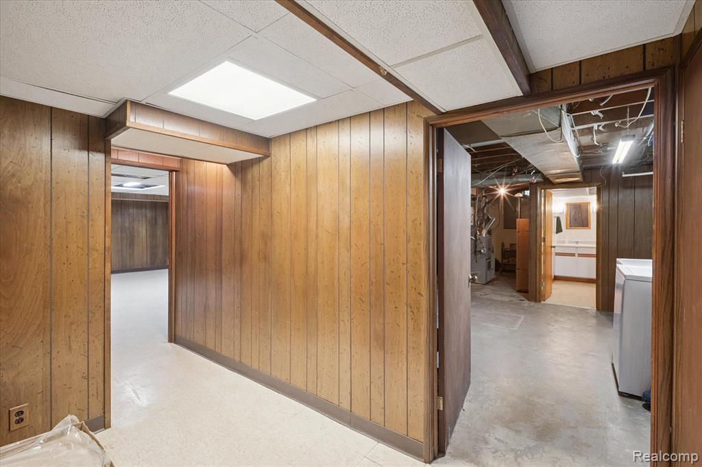 18870 Beverly Road, Beverly Hills, MI 48025 — Photo 30