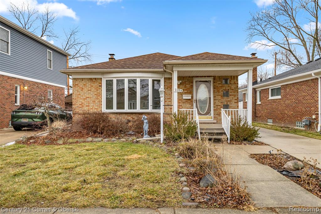 8054 Robinson Avenue, Allen Park, MI 48101 — front exterior