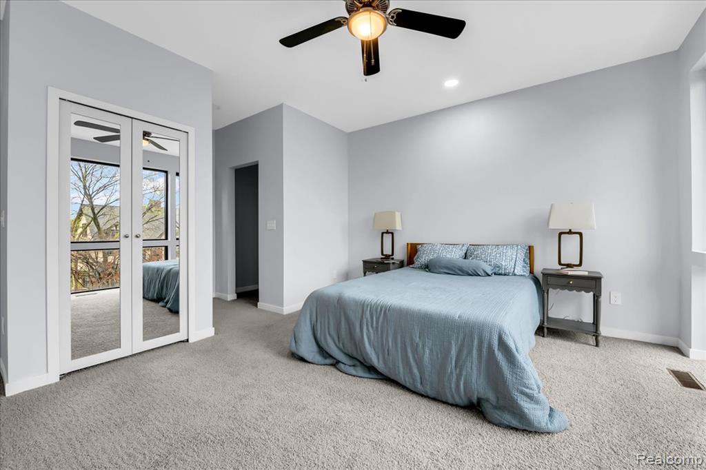 177 Gladstone, Detroit, MI, 48202