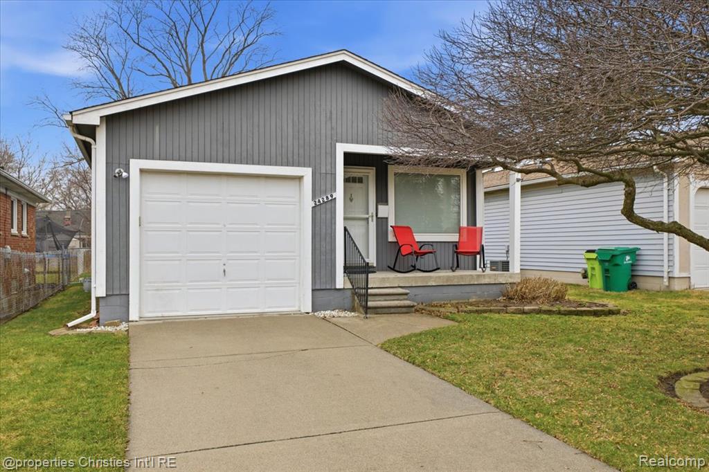 24289 Dale Avenue, Eastpointe, MI 48021 — Photo 3