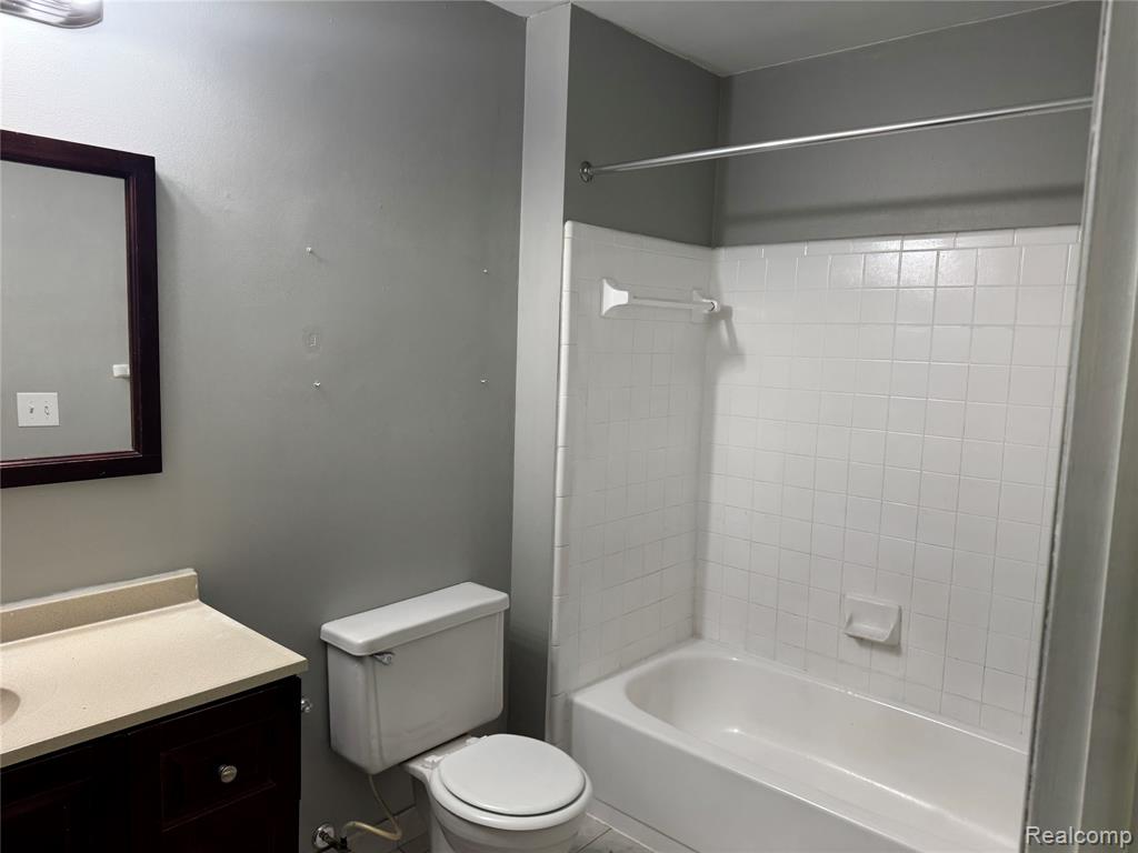 41029 SOUTHWIND Drive, Canton, MI 48188 — Photo 19
