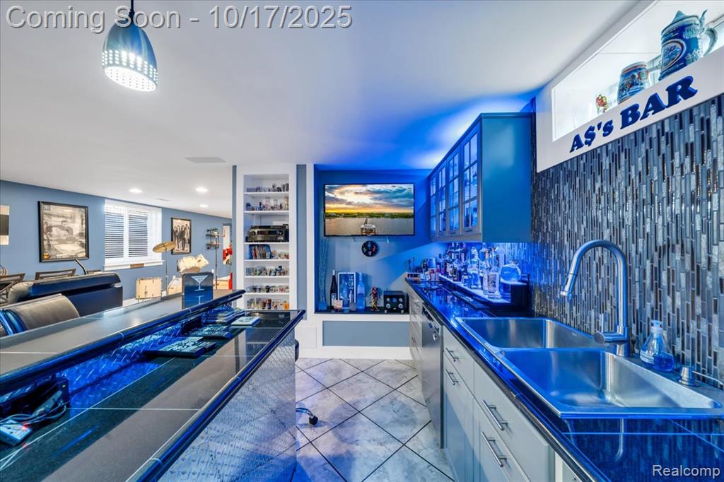 818 Longfellow Avenue, Royal Oak, MI 48067 — Photo 59