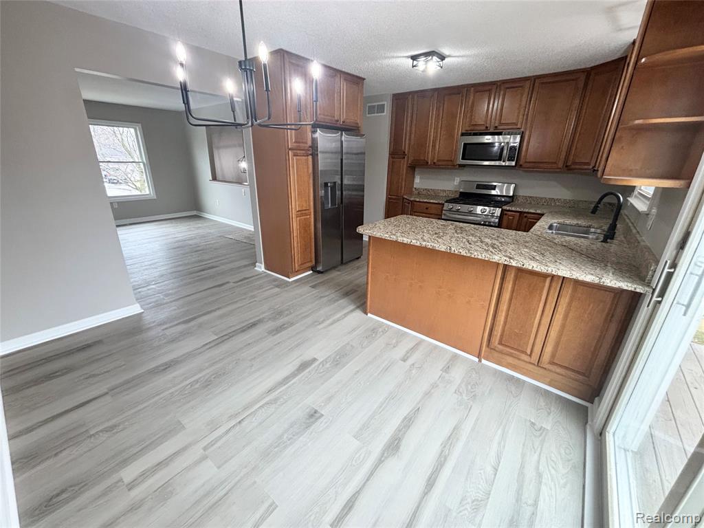 8644 Lillian Drive, Newport, MI 48166 — Photo 6