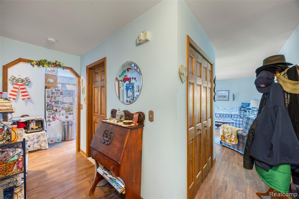 52909 10 Mile Road, South Lyon, MI 48178 — Photo 33