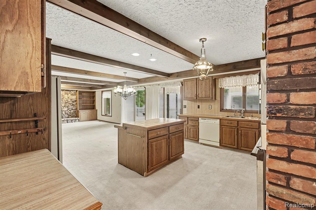 10391 Hills Lane Drive, Goodrich Vlg, MI — Photo 18