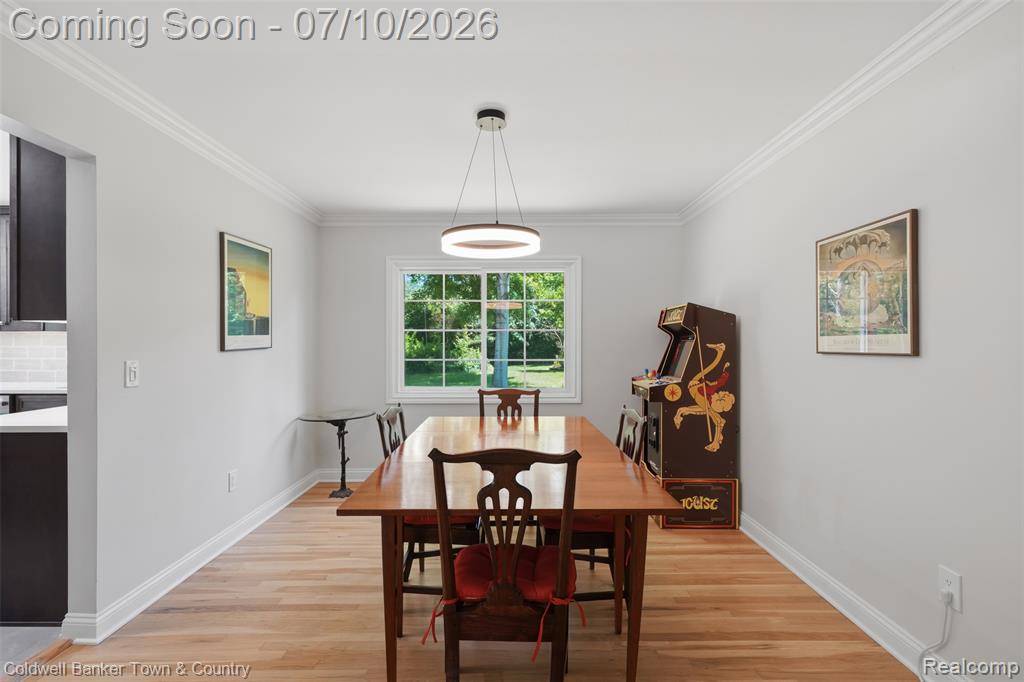 4301 Macqueen Drive, West Bloomfield, MI 48323 — Photo 22