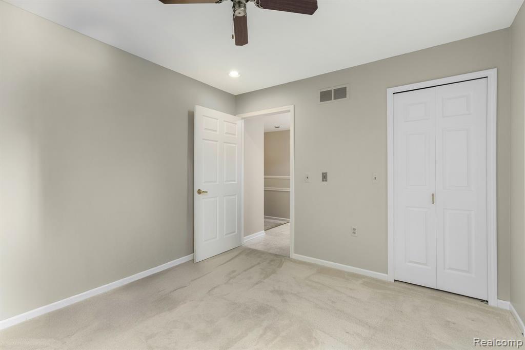 21433 Archwood Circle, Farmington Hills, MI 48336 — Photo 37