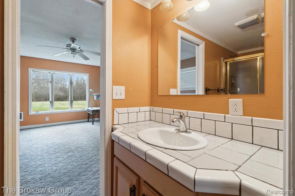 4212 LENNON Road, Flint, MI 48507 — Photo 60