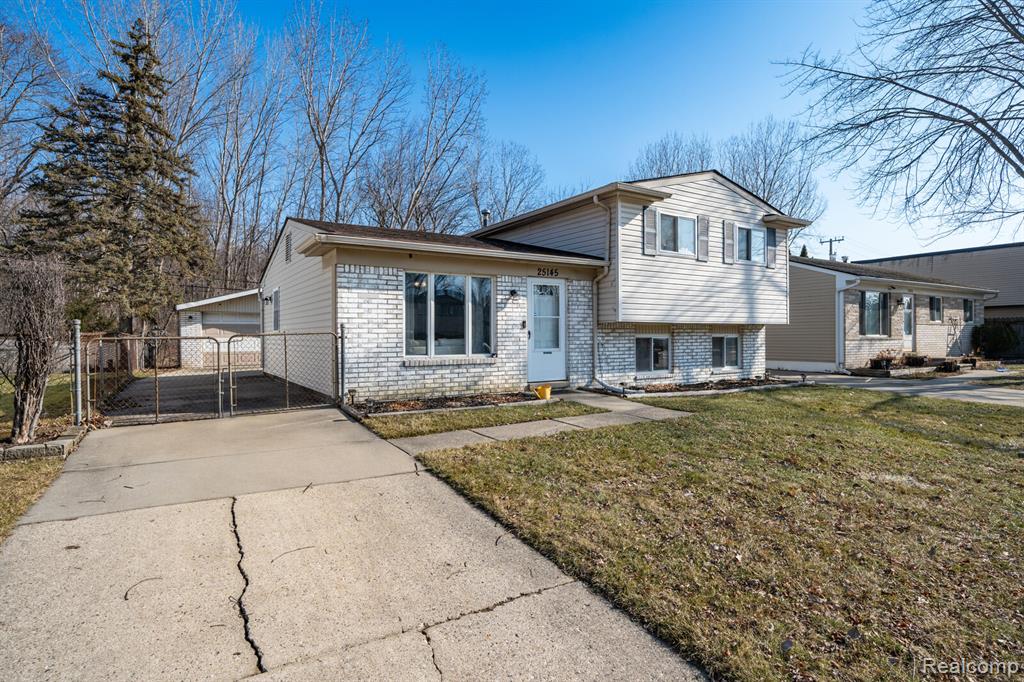 25145 Orchid Street, Harrison Township, MI — Photo 21