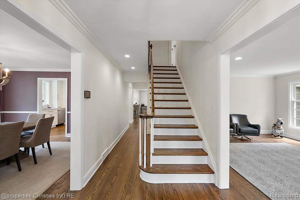 586 Fairfax Street, Birmingham, MI 48009 — Photo 3