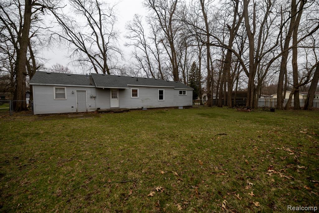 9172 Millward Avenue, White Lake, MI — Photo 2